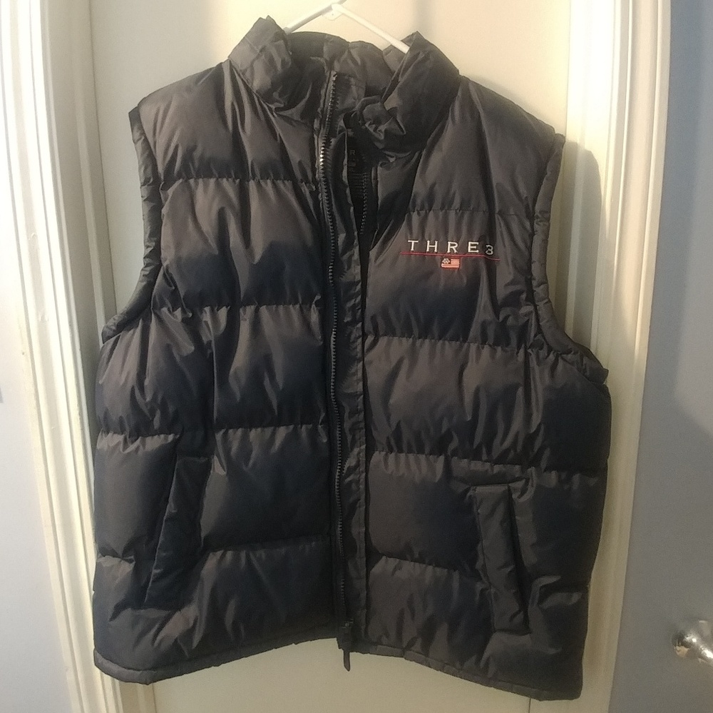 Thre3 vest